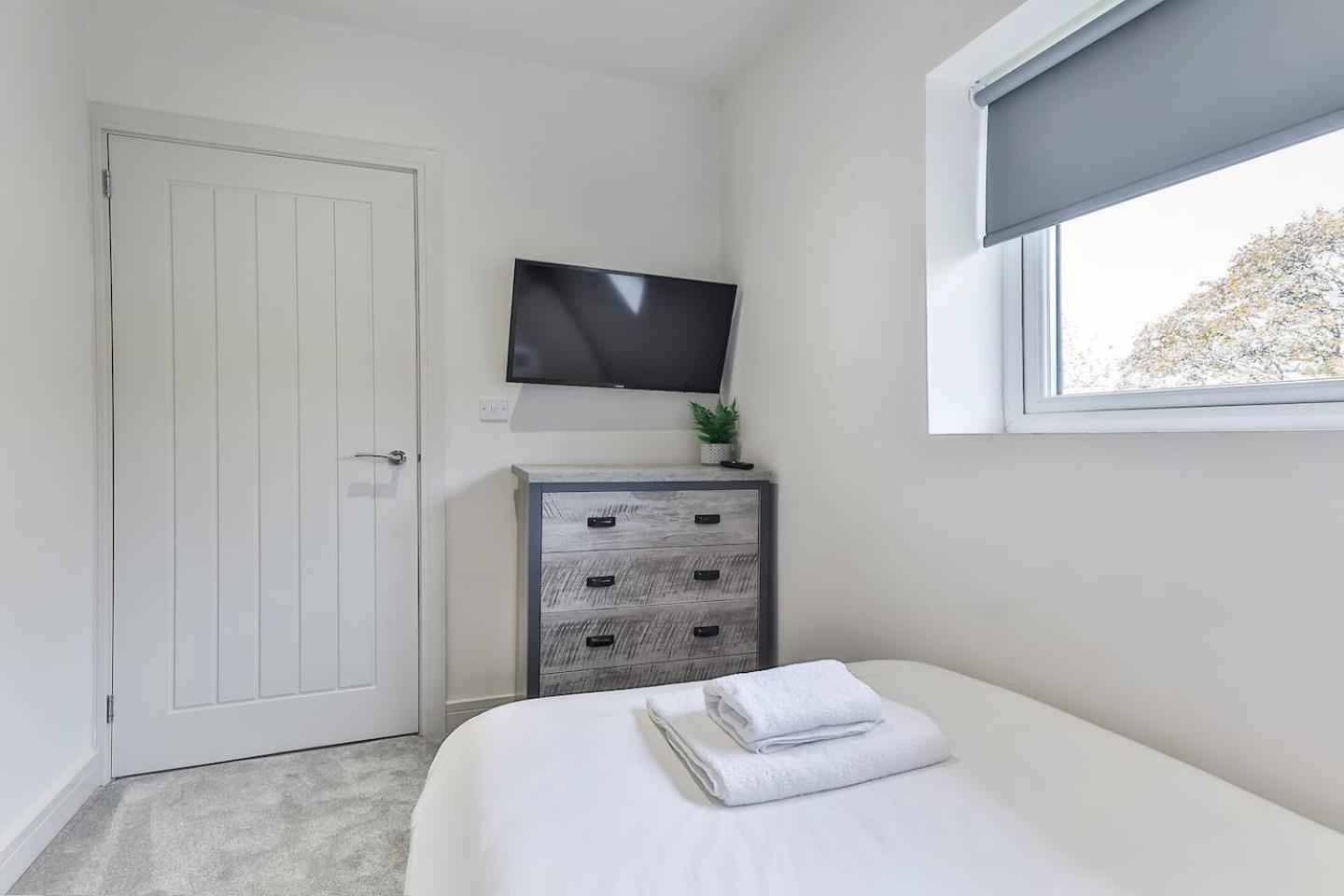 Вилла 3 Bed Refurbished, Modern House, Wifi, Patio Area Шефилд Экстерьер фото